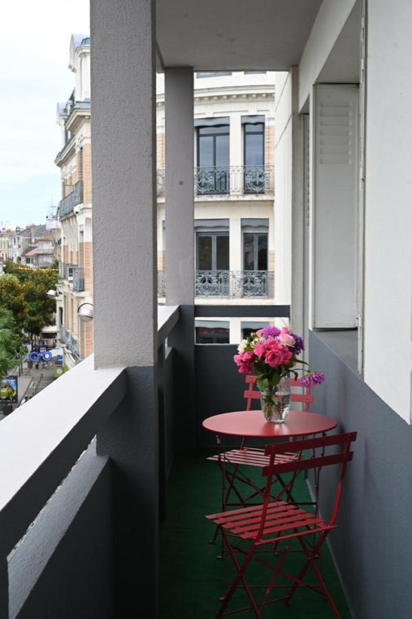 Grand Appartement Cosy-Hyper Centre-Place Verdun Tarbes Kültér fotó