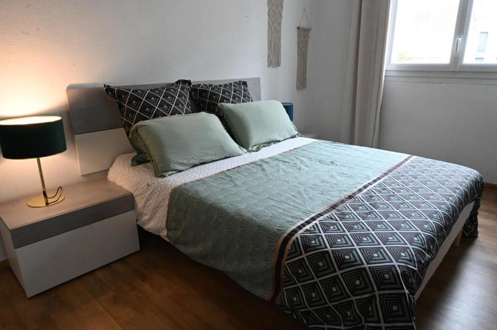 Grand Appartement Cosy-Hyper Centre-Place Verdun Tarbes Kültér fotó