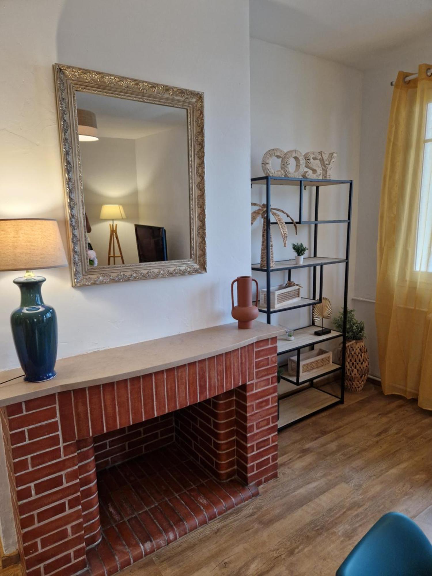 Grand Appartement Cosy-Hyper Centre-Place Verdun Tarbes Kültér fotó